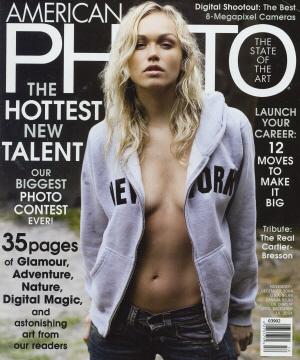 Cover PHOTO November 2004